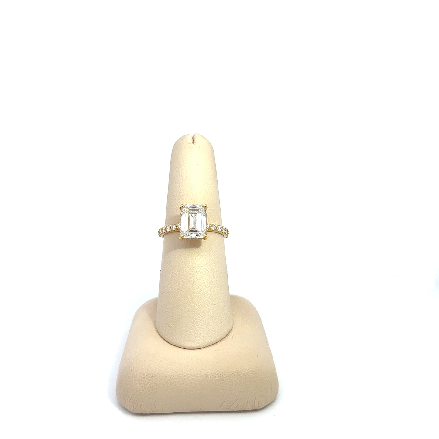Lab Grown Diamond Engagement Ring