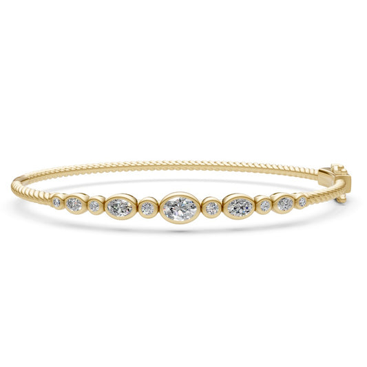 14k Graduated Diamond Bangle