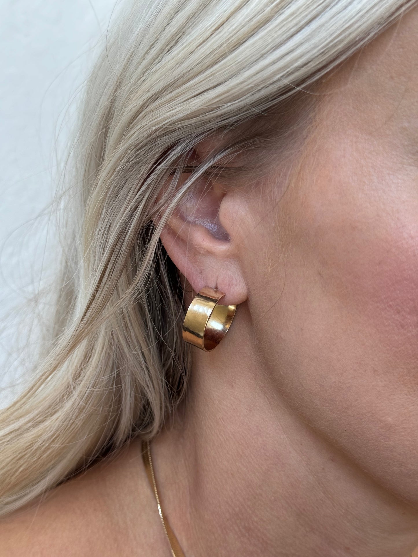 Stella Hoops