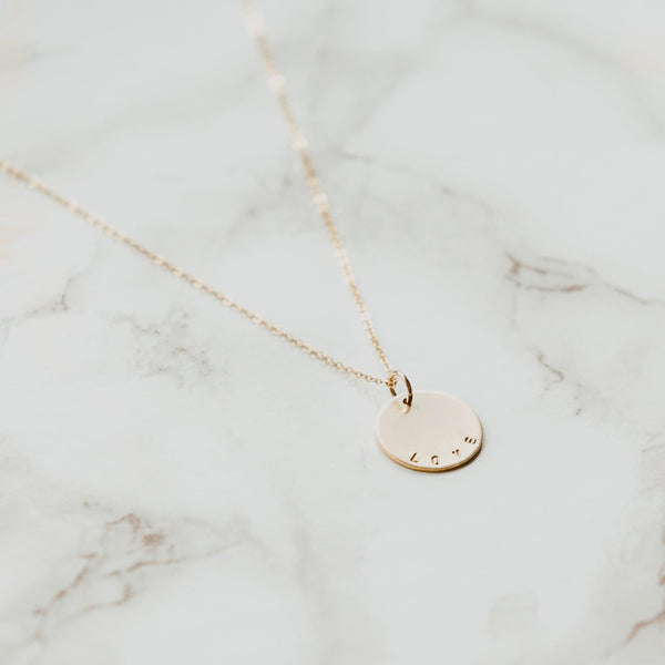 Classic Coin Curved Stamp Necklace - Nashelle