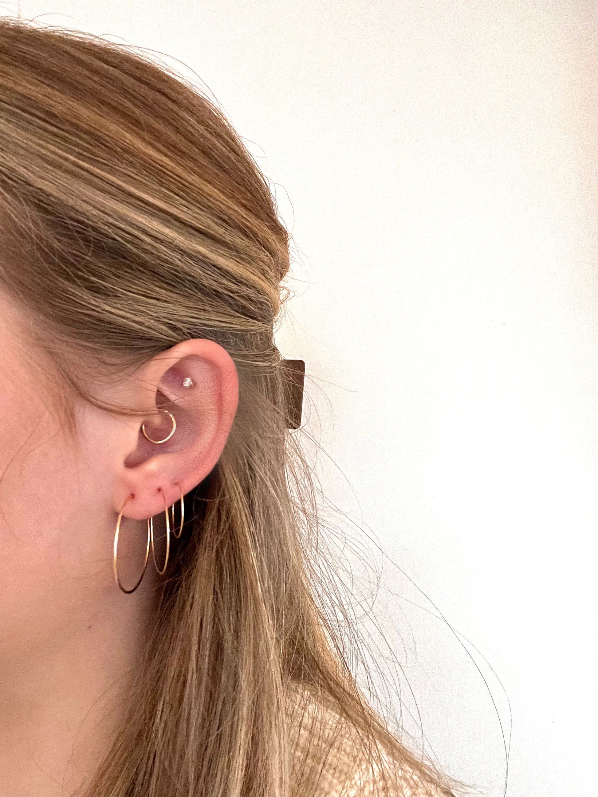 Classic Hoop Earrings - Nashelle