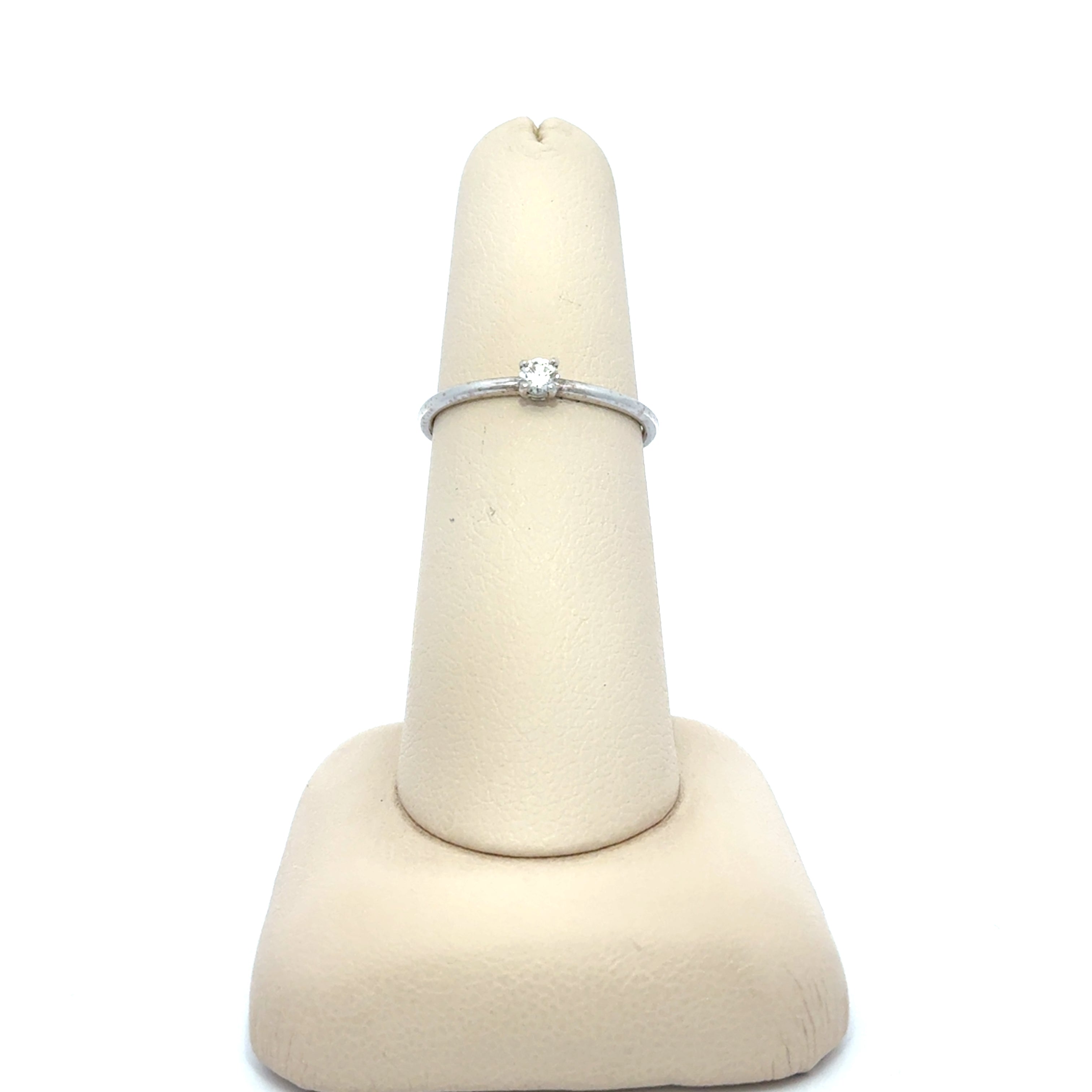 14kw Diamond Solitare Band