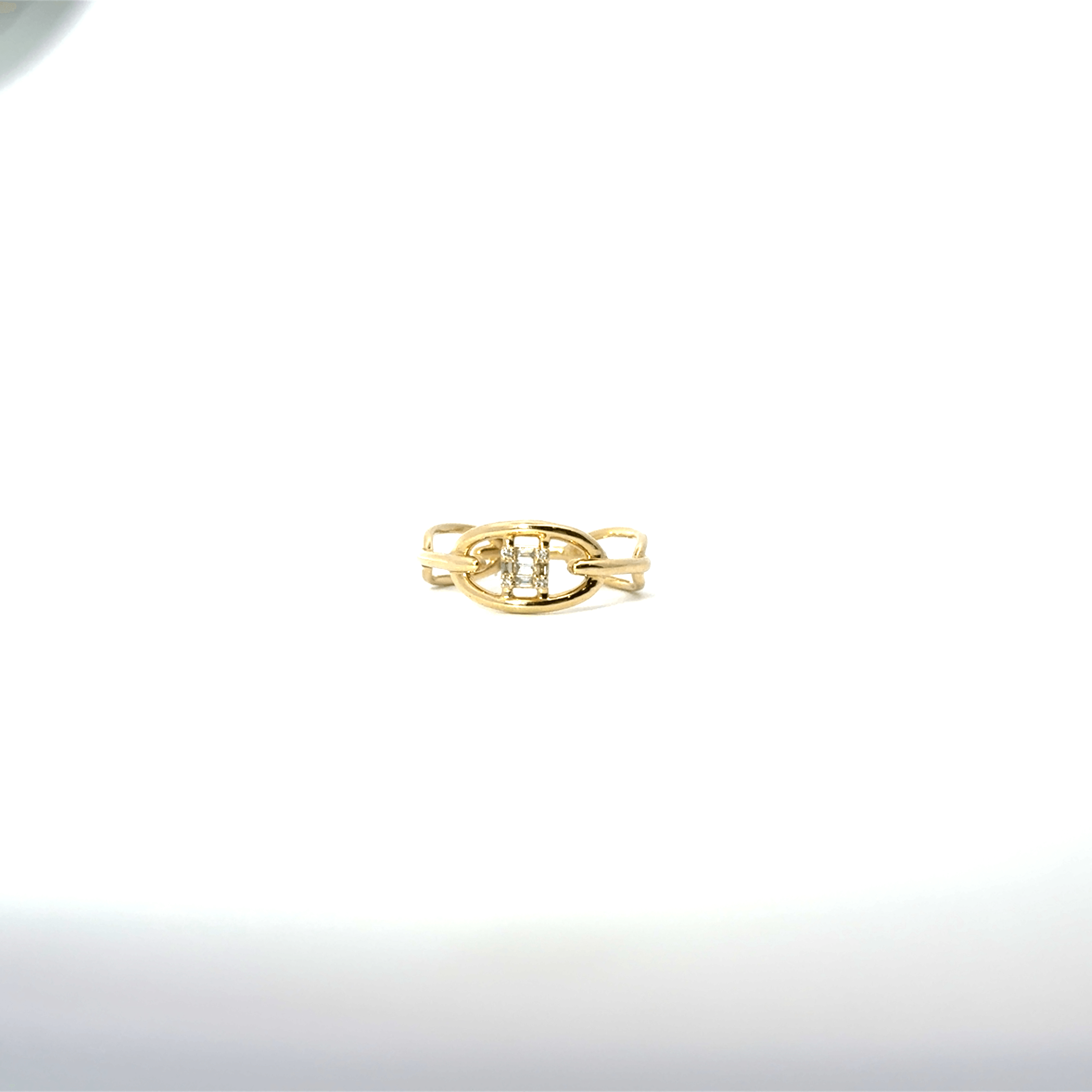 Diamond Oval Link Ring