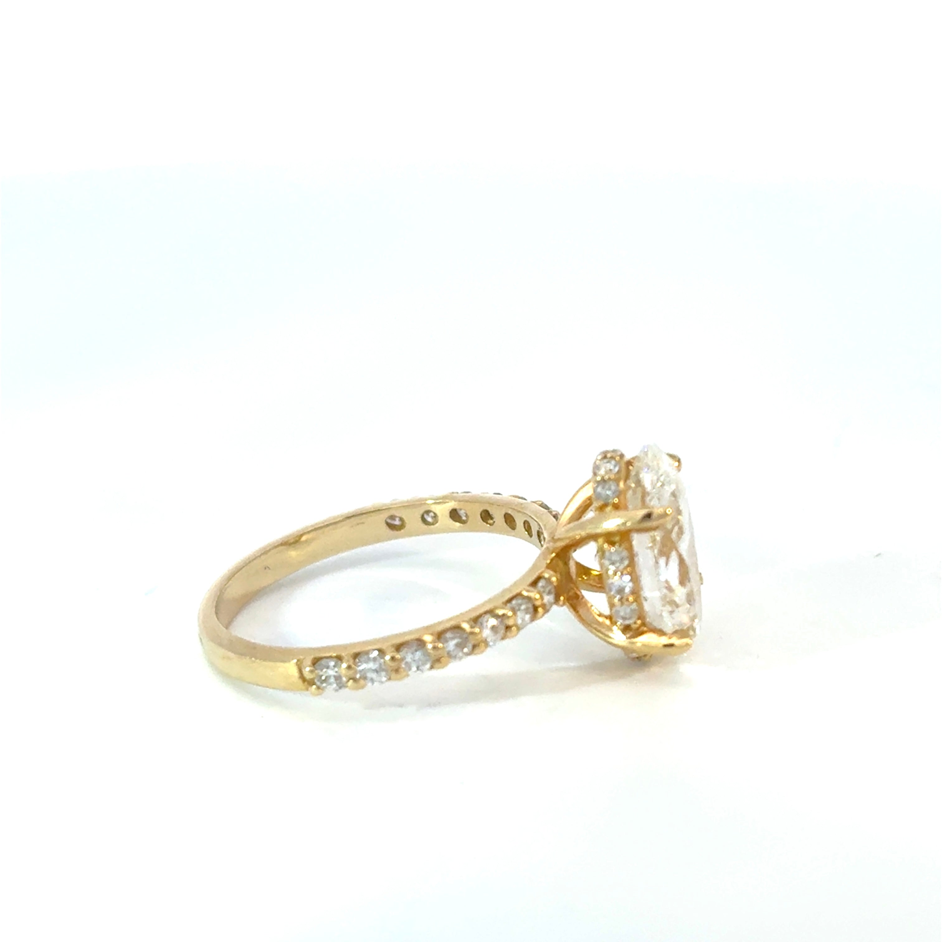 Lab Grown Diamond Engagement Ring