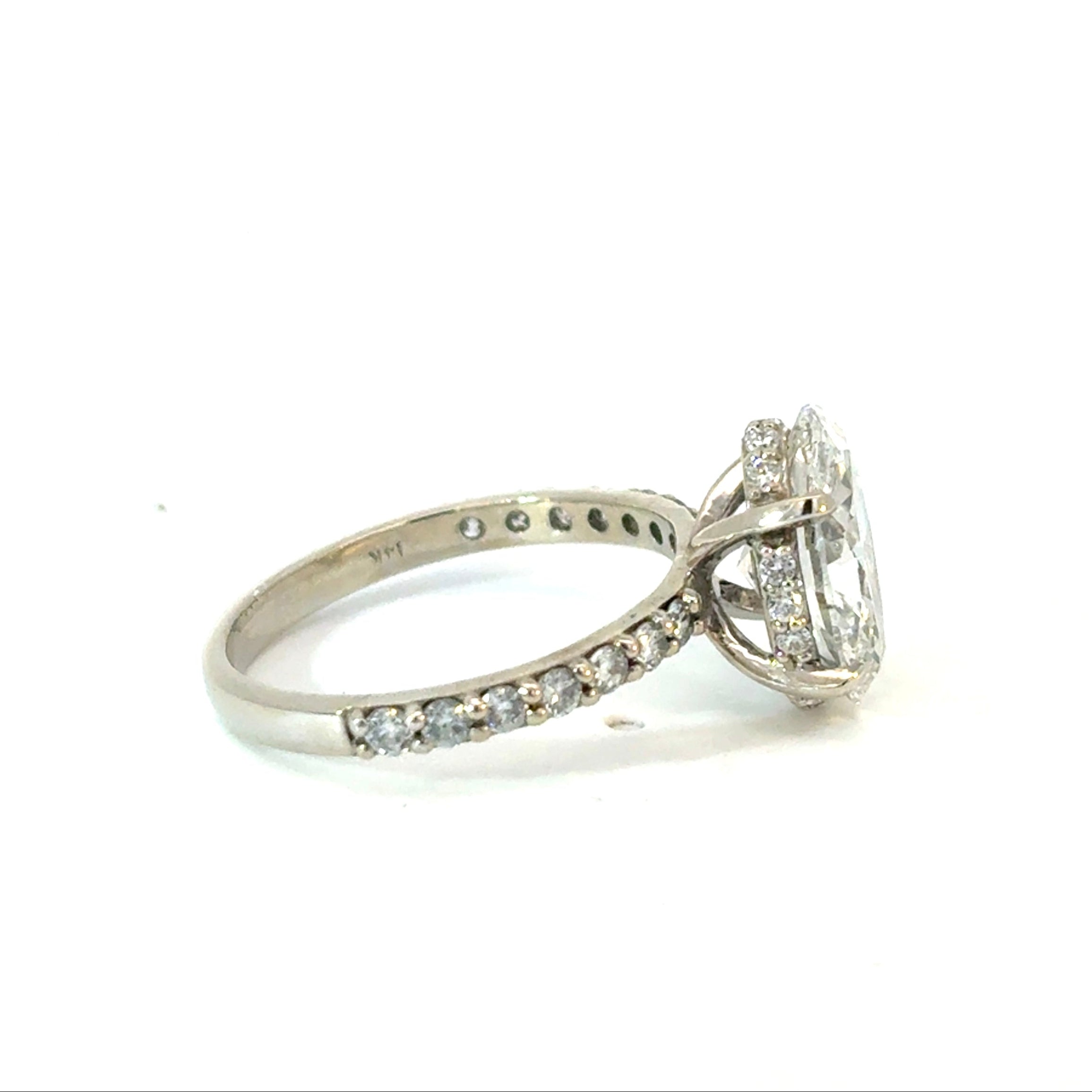 Lab Grown Diamond Engagement Ring