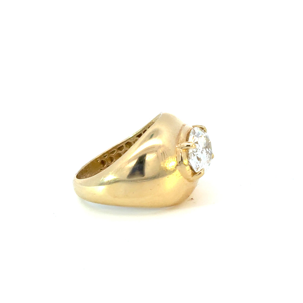Oval Diamond Dome Ring