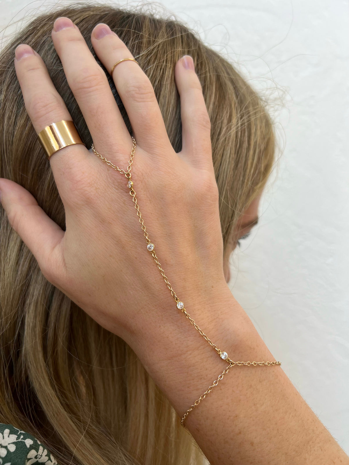 Hand online chain jewelry