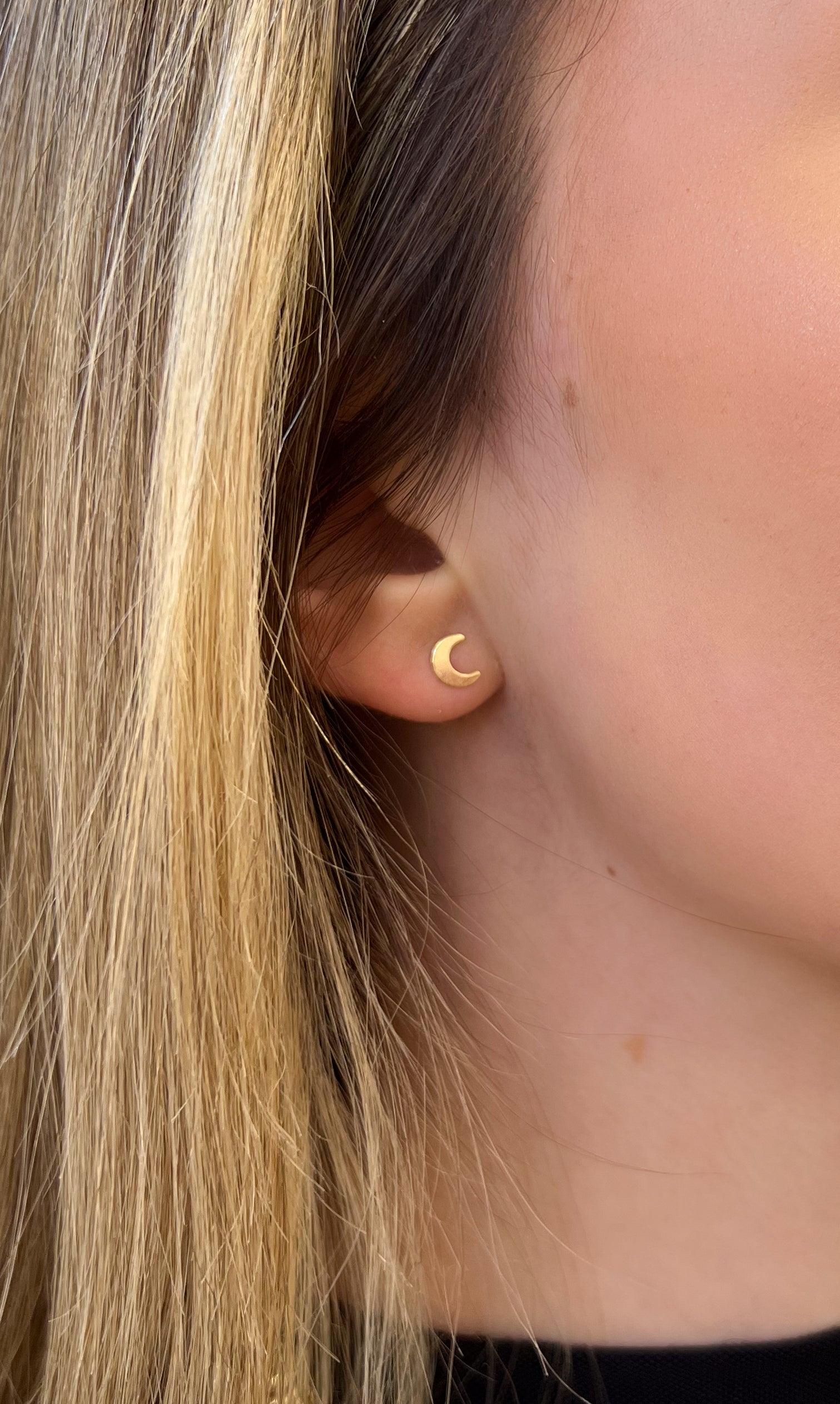 Crescent Moon Post Earrings - Nashelle