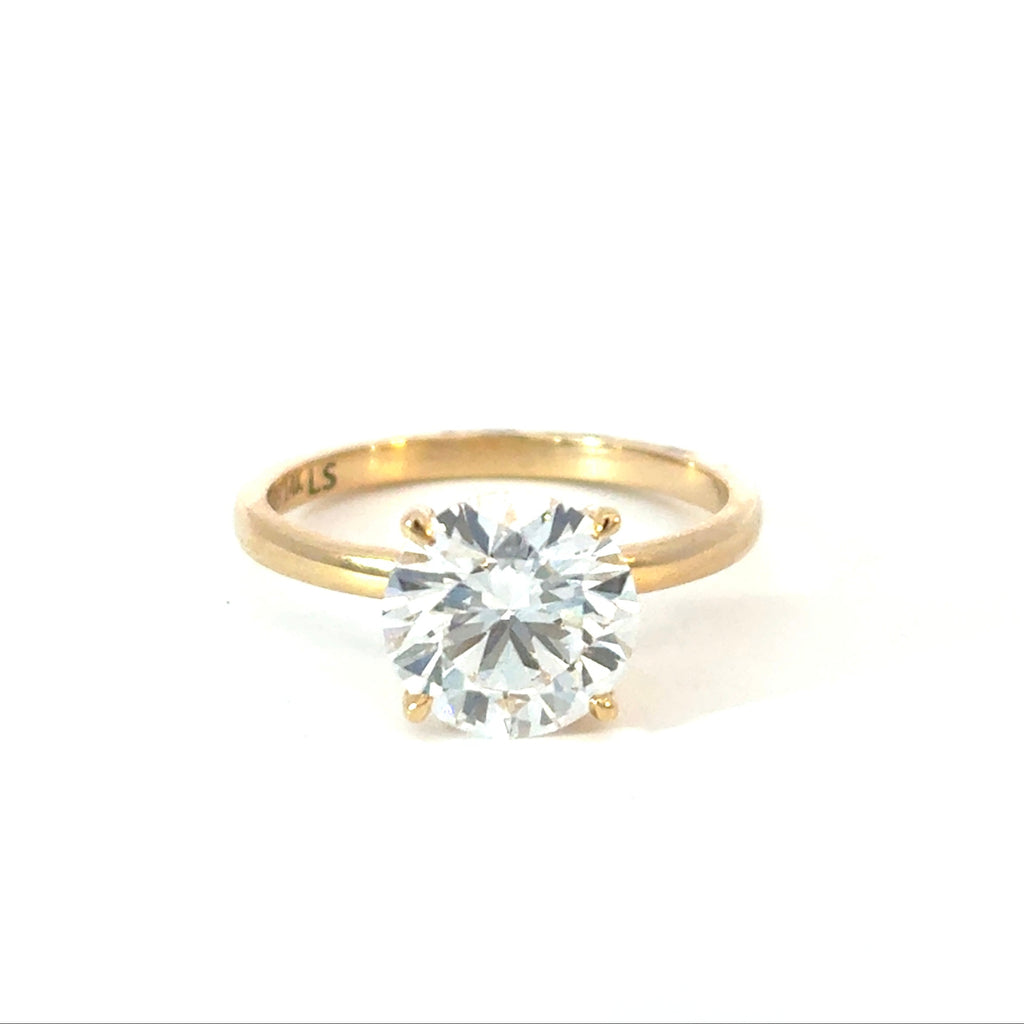 Round Brilliant Cut Diamond Solitaire Engagement Ring