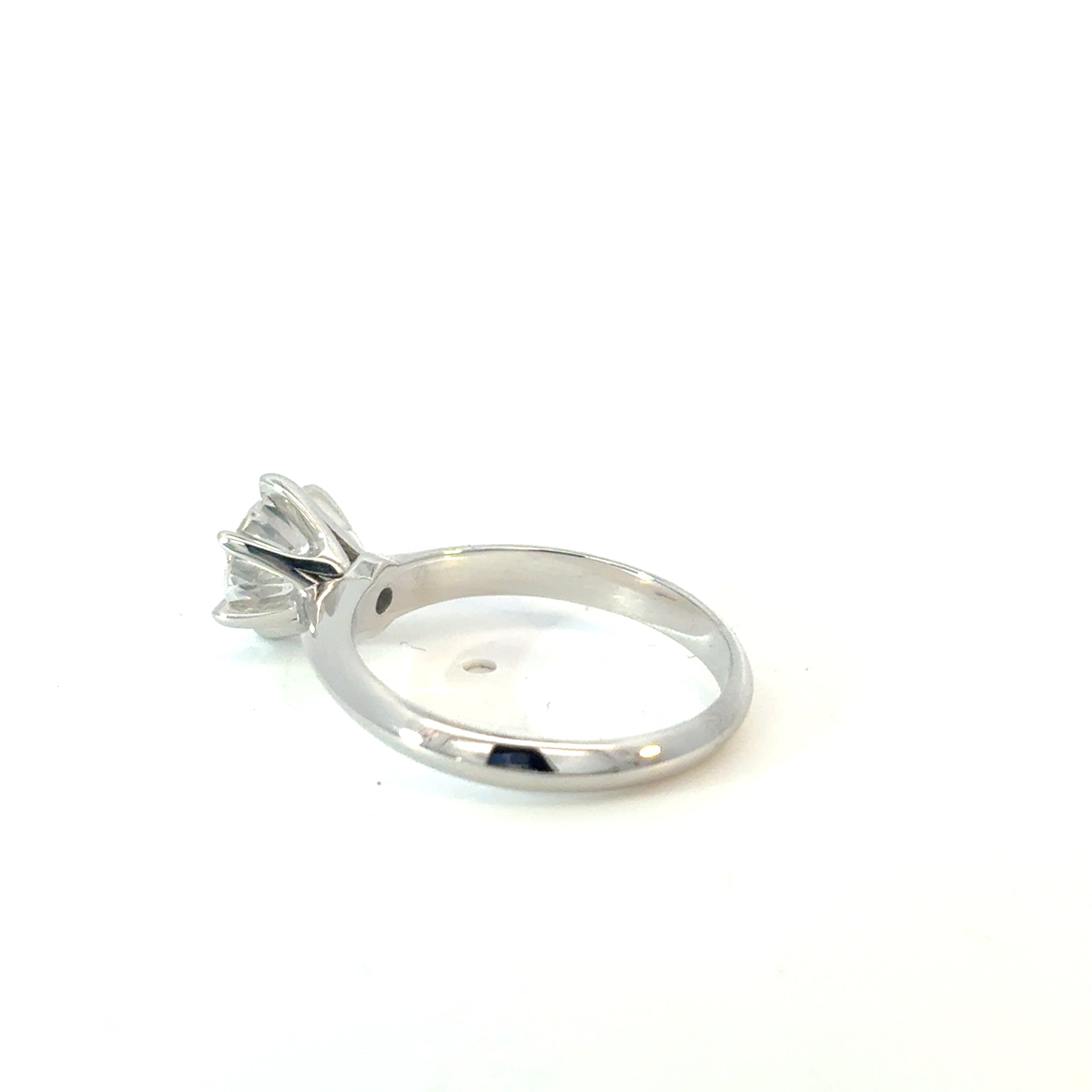 Round Cut Diamond Knife Edge Solitaire Engagement Ring 1.15ctw