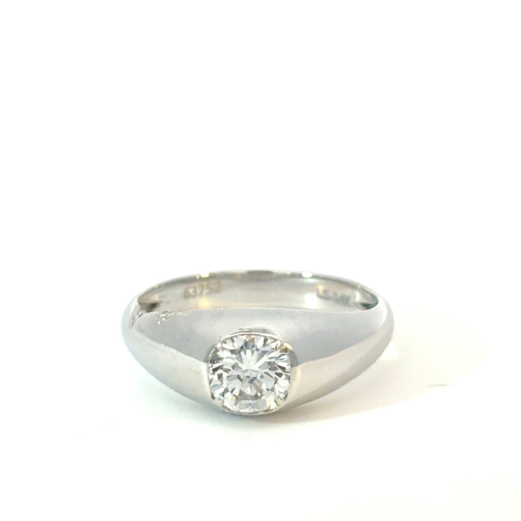 Round Brilliant Cut Diamond Dome Ring with Side Stones