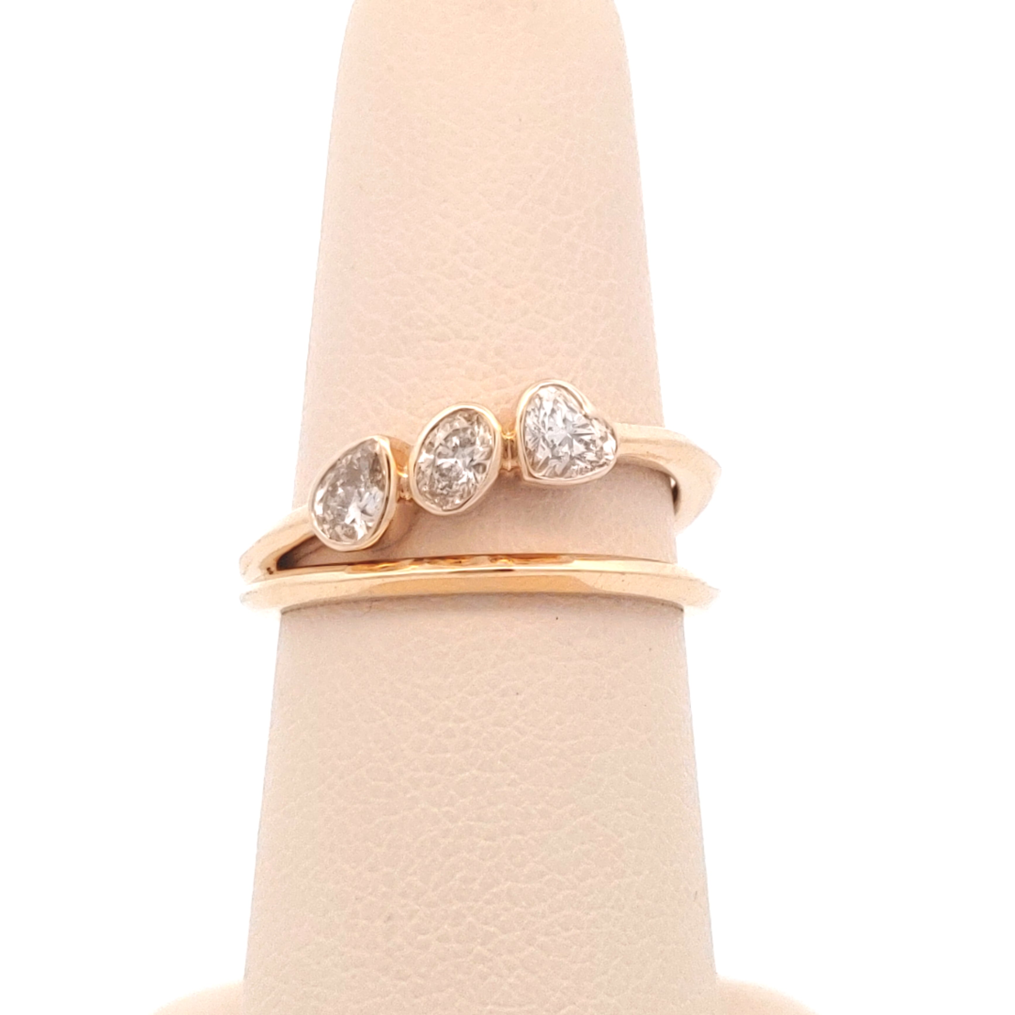 Diagonal Cluster Ring