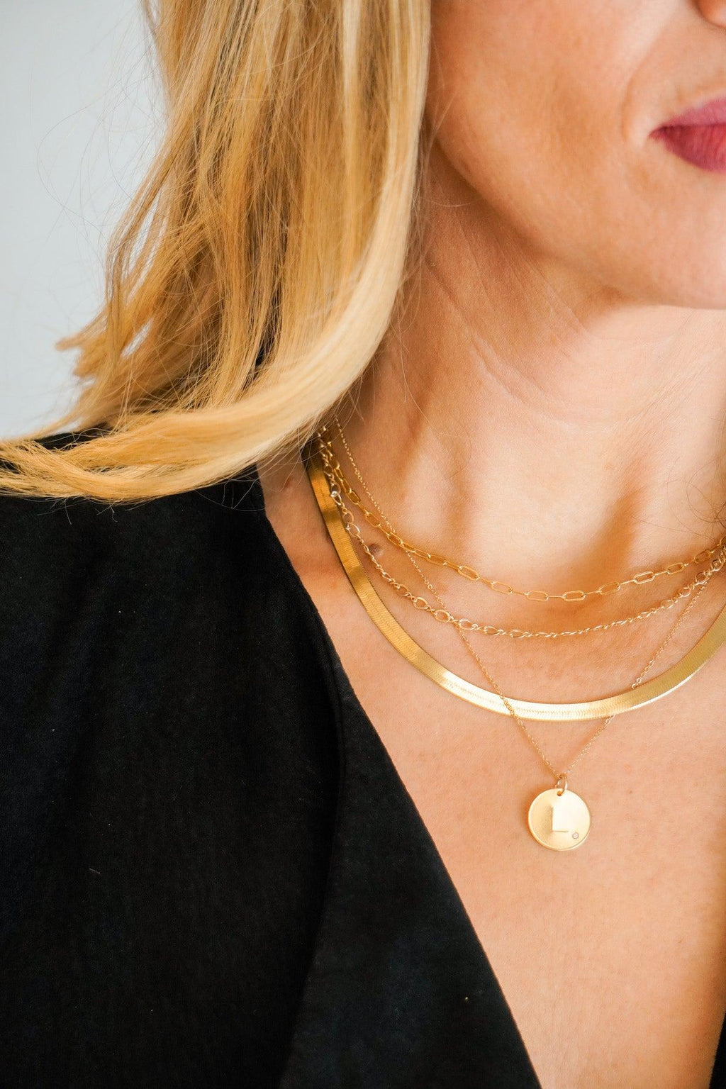 Classic Coin Necklace with Diamond - Nashelle
