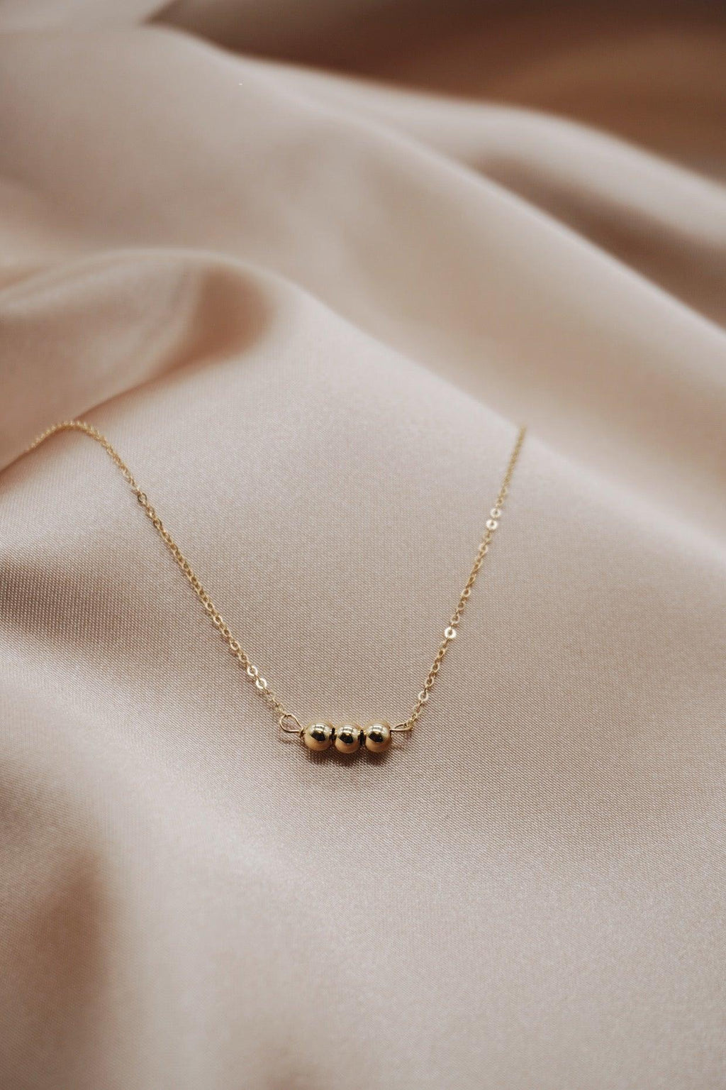 Muse Three Dot Necklace - Nashelle
