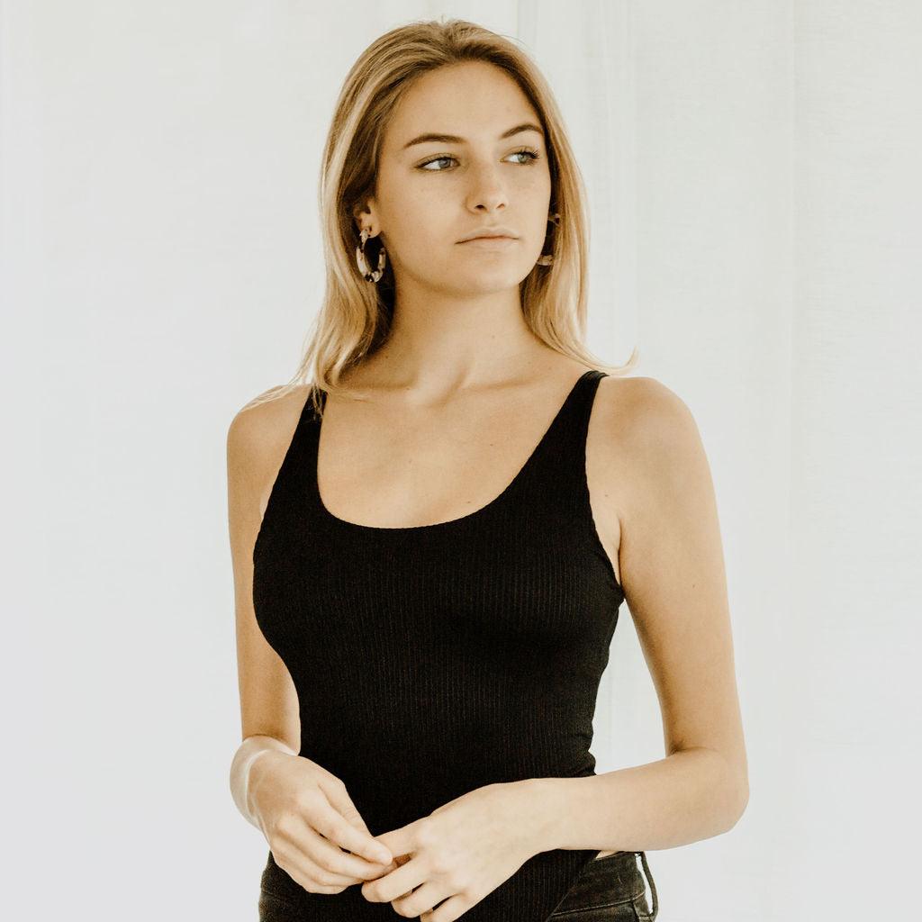 HARLOW Resin Thick Hoop Earrings - Nashelle