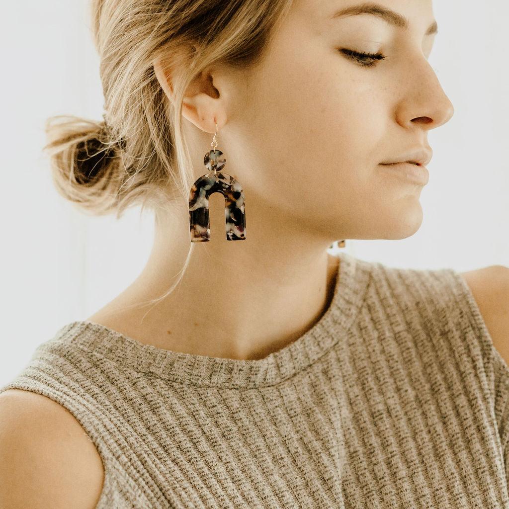 HARLOW Resin Small Solid Circle W/U - Nashelle