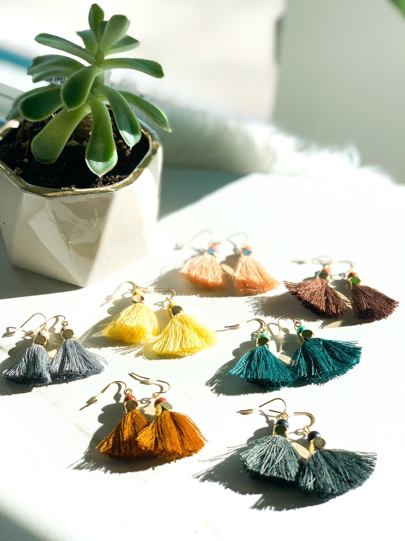 HARLOW Tiny Fringe Earrings - Nashelle