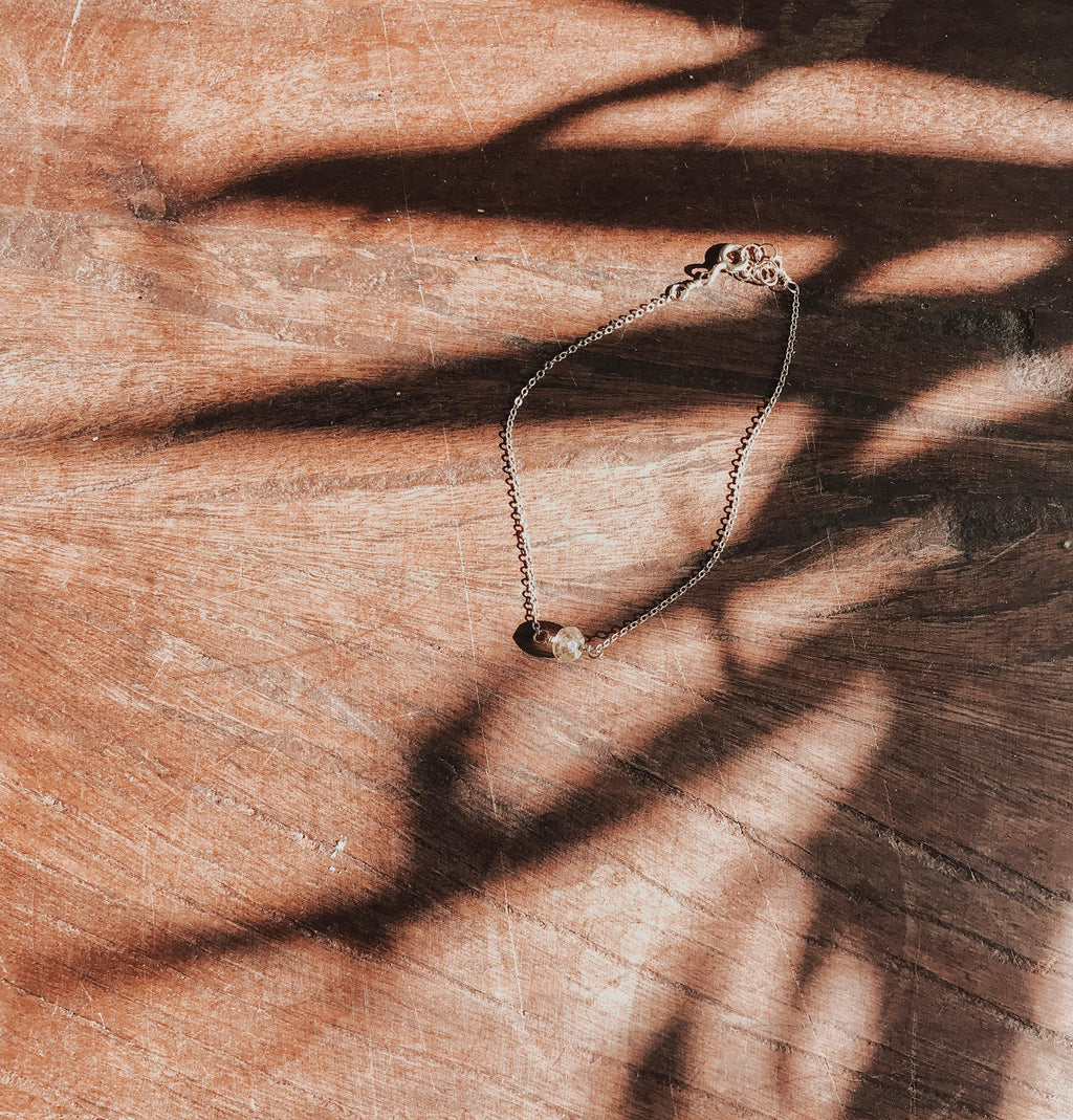 Dainty Stone Bracelet - Nashelle