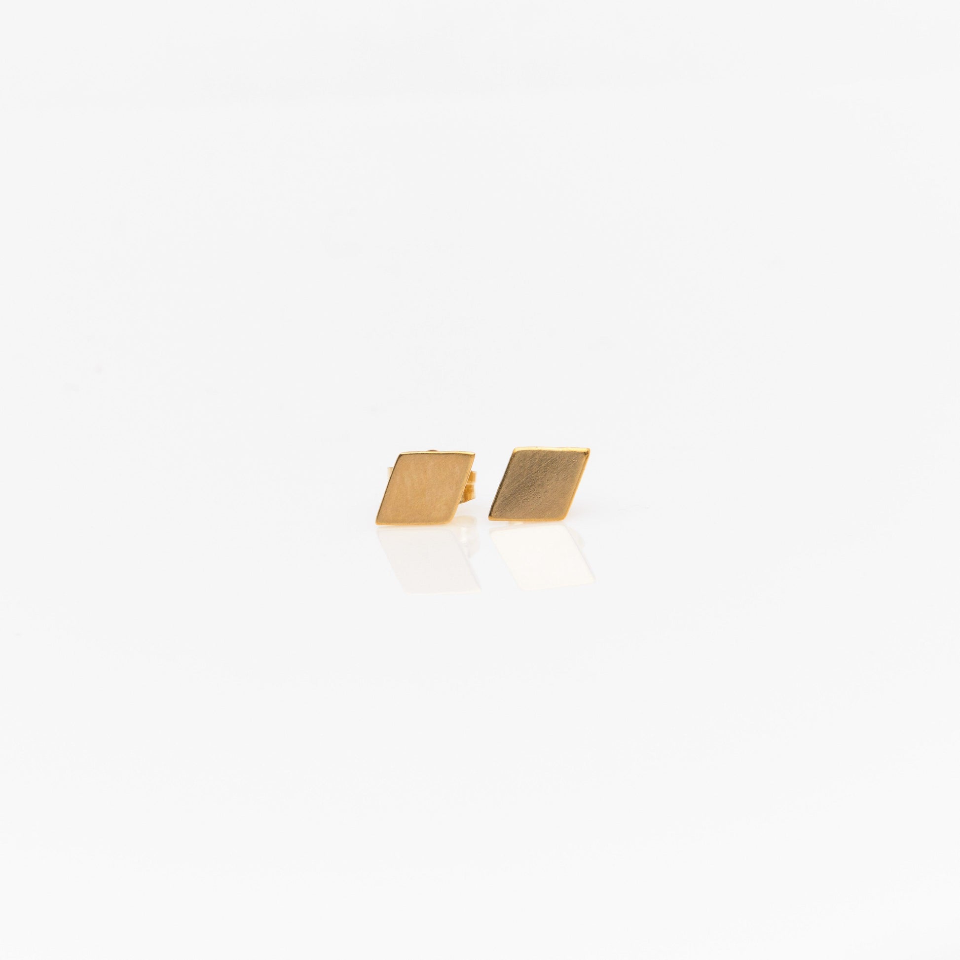Diamond Stud Earrings - Nashelle