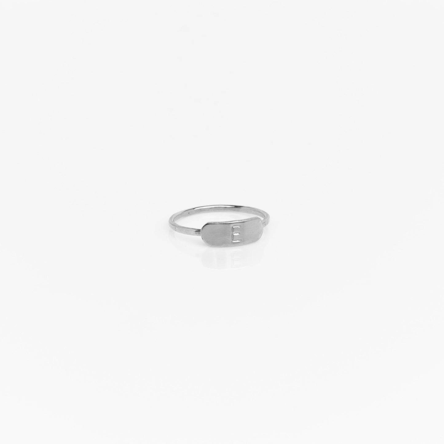 Initial Bar Ring - Nashelle