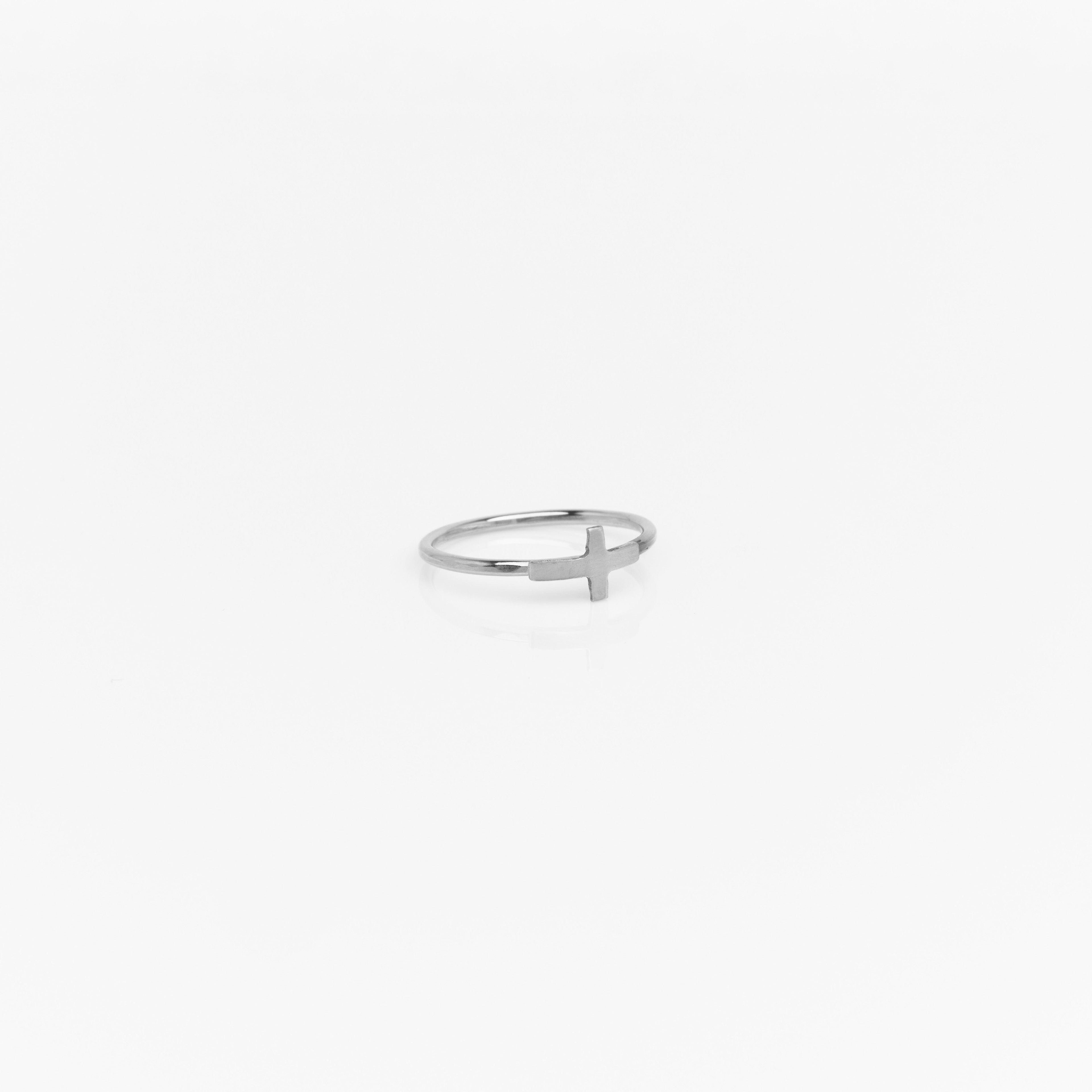 Cross Charm Ring - Nashelle