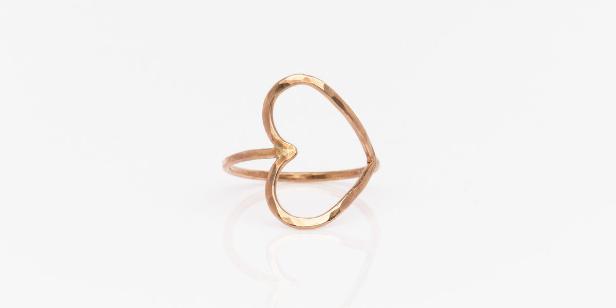 Complete Heart Ring Gold Jewelry