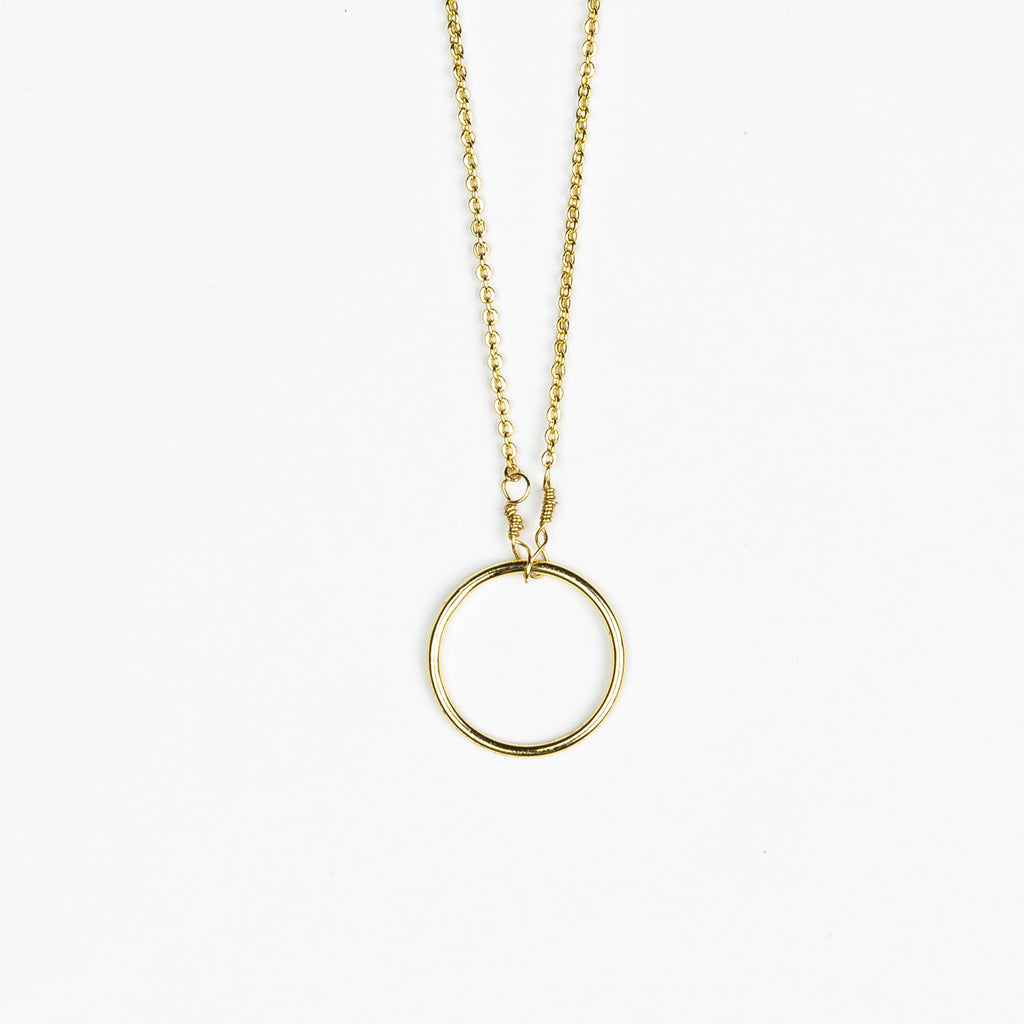 HARLOW Lucky Mini Circle Necklace - Nashelle