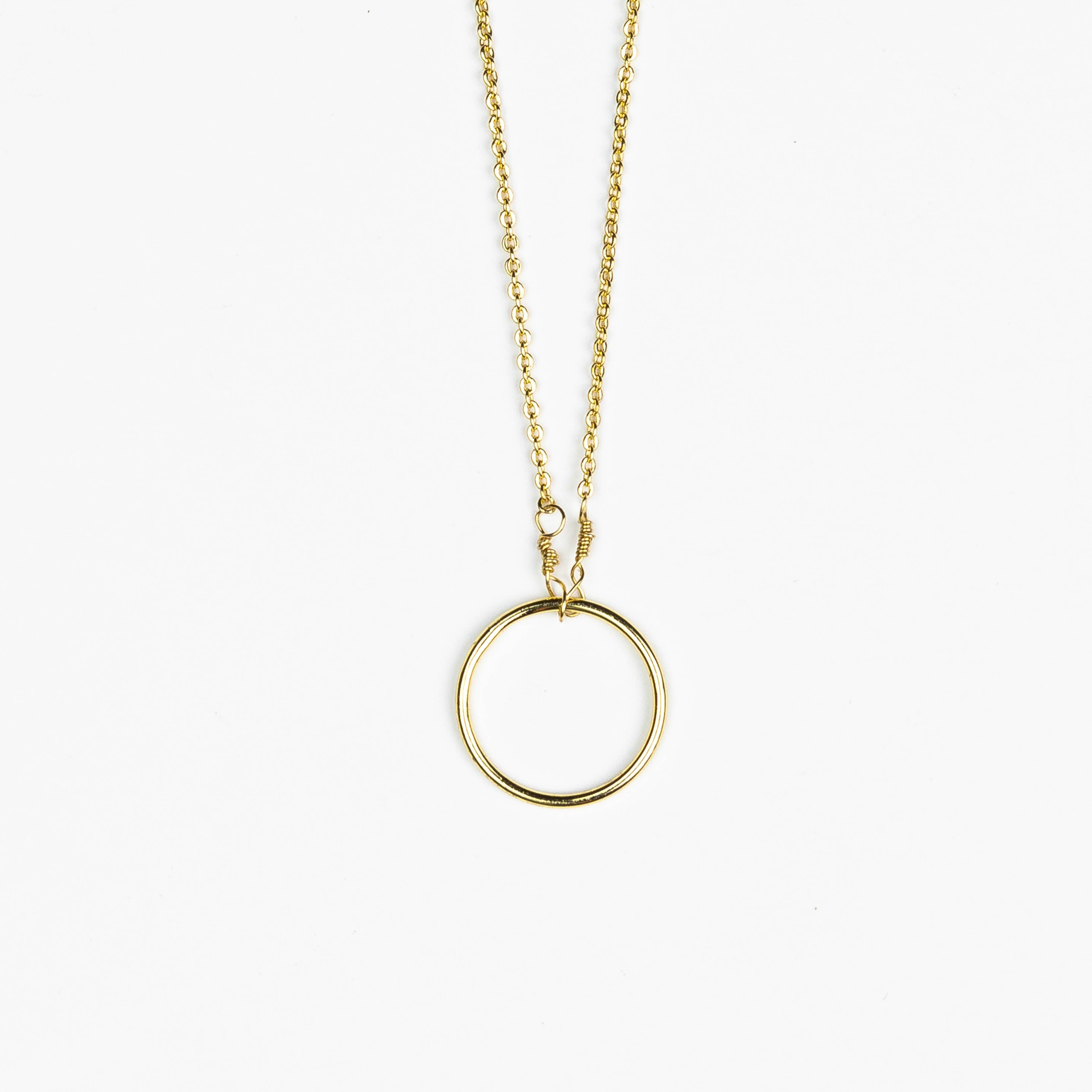 HARLOW Lucky Mini Circle Necklace - Nashelle