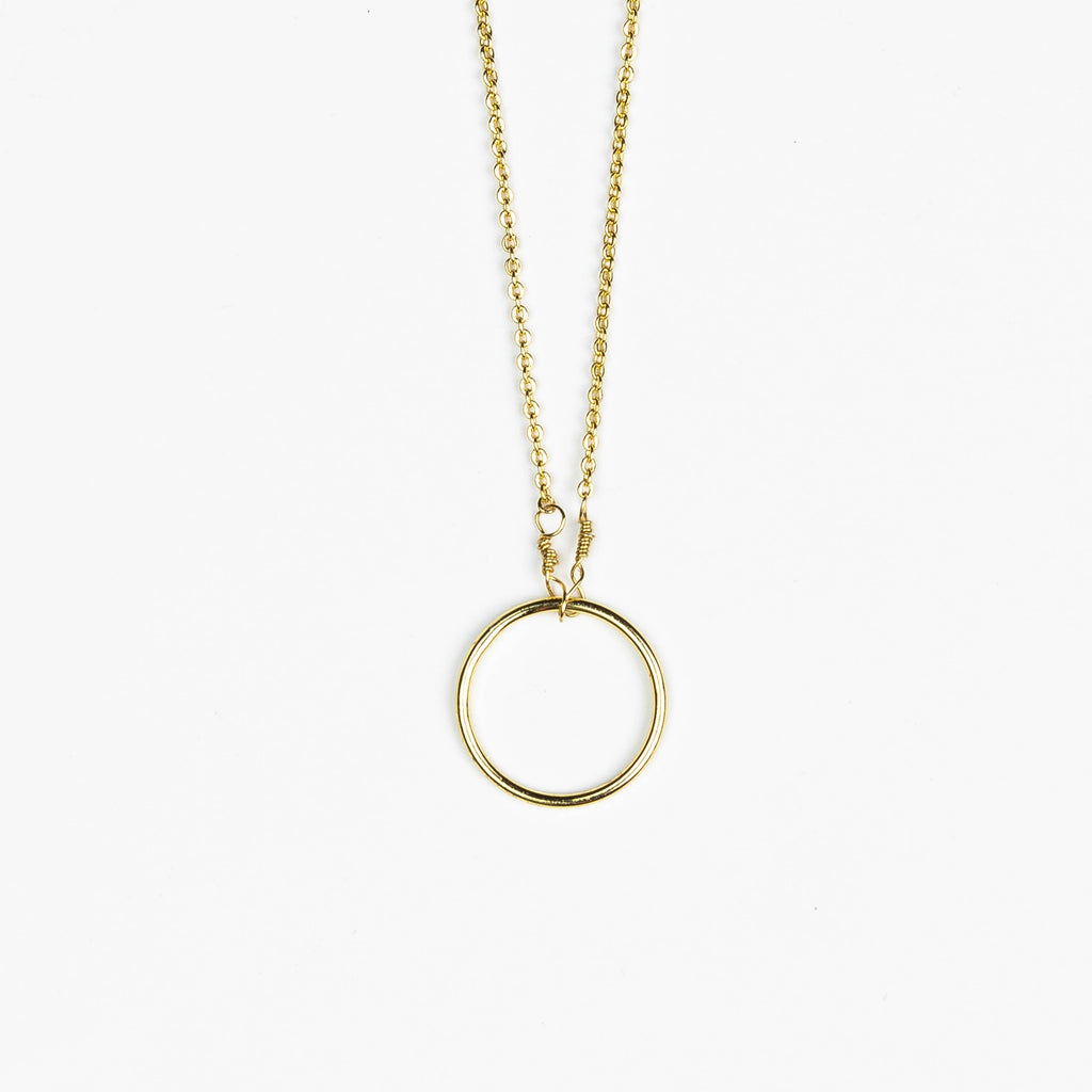 HARLOW Lucky Mini Circle Necklace