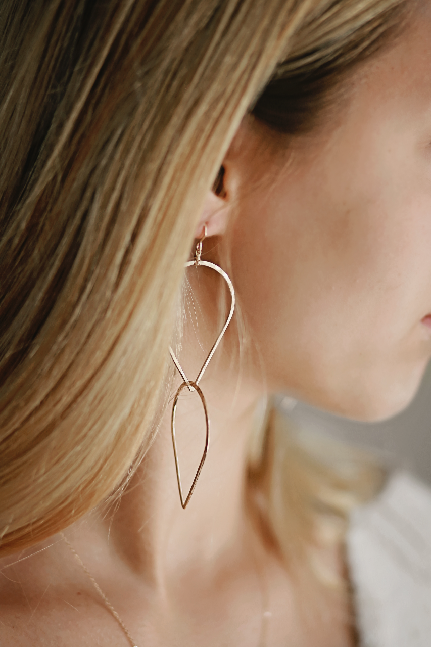 Raindrop gold Earring